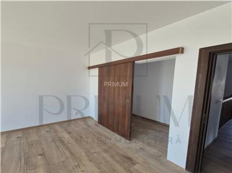 Duplex deosebit - zona excelenta- spatii generoase - structura metalica - comisi - 11