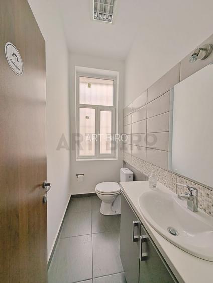 Zero comision, 123mp birou ultracentral Universitate - Cismigiu, 5' M - 7