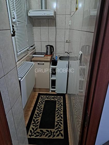 INCHIRIERE GARSONIERA, ULTRACENTRAL, PIATA  ROMANA, - 13