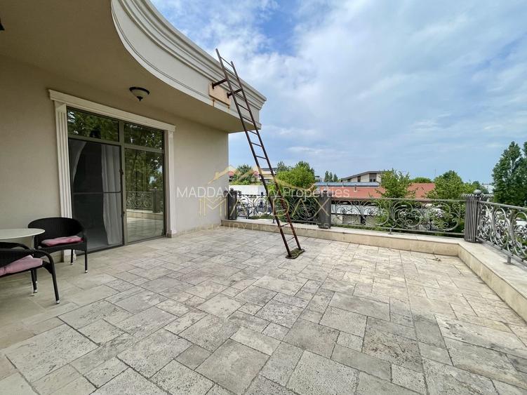 Impressive Villa *1500 SQM usable* 2613 SQM land / Open to the lake - 39