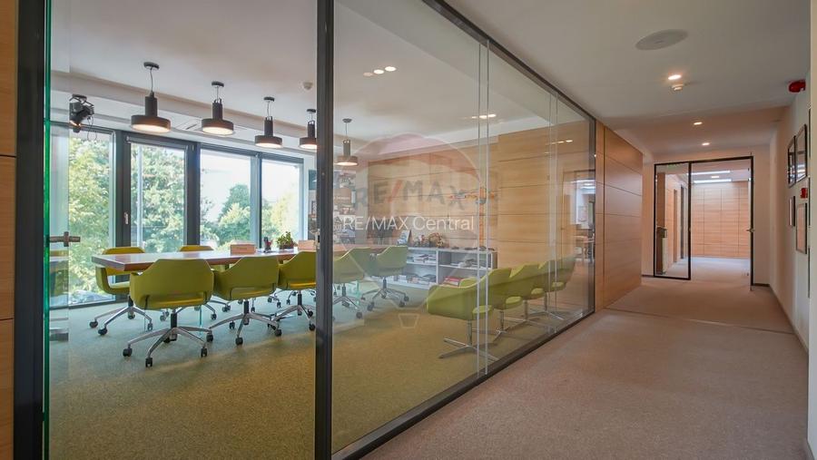 Birou Premium cu Terasă Exclusivă 230 mp – Neorama, 13 Decembrie - 26