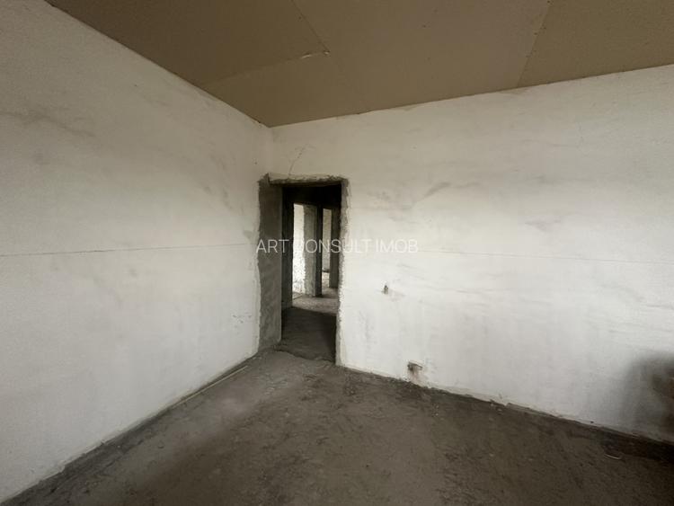  Casa la rosu cu teren 1248 mp | Misleanu, Ialomita | Comision  Cumparator 0 | - 13