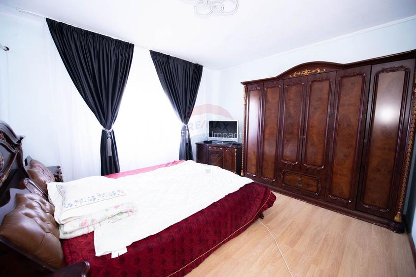 Casa individuala cu 6 camere de vanzare Singureni - 11