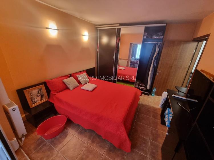 KM 4-  apartament 3 camere decomandat finisat modern - 3