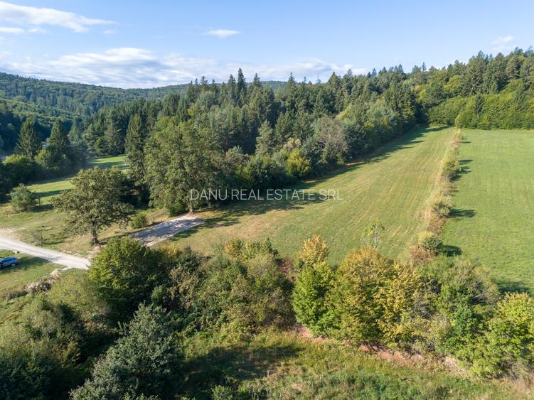 Teren intravilan 3300mp- Vulcan Brasov langa Lac si padure - zona turistica - 12