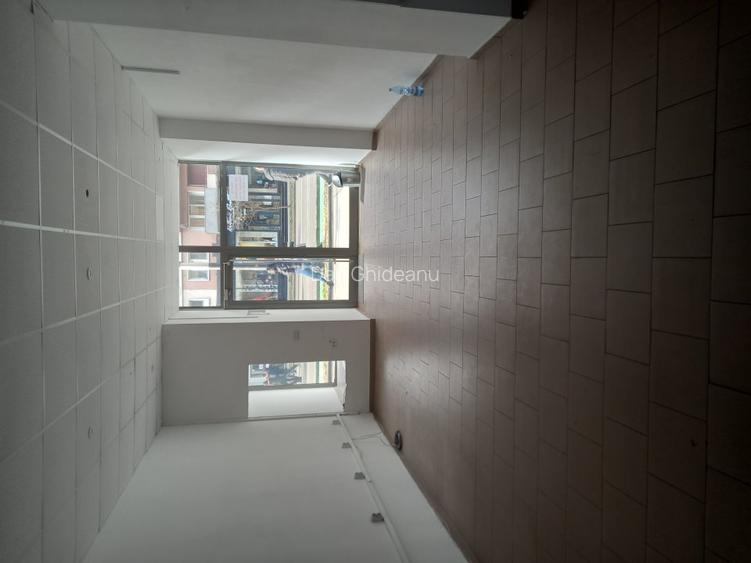 Spațiu ultracentral - 7