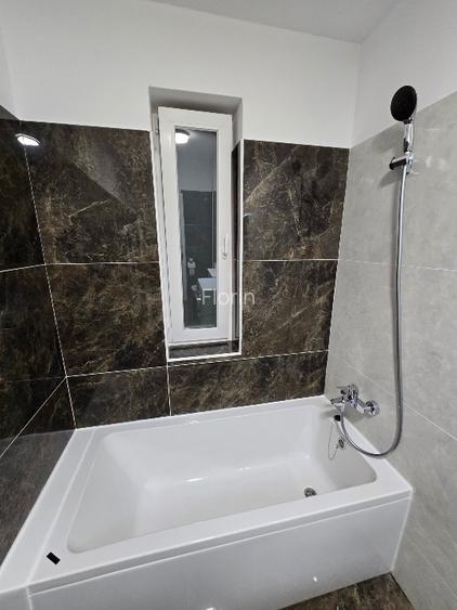 Proprietar - Vând Apartament 2 camere | 2 balcoane | 2 parcări | pod propriu - 9