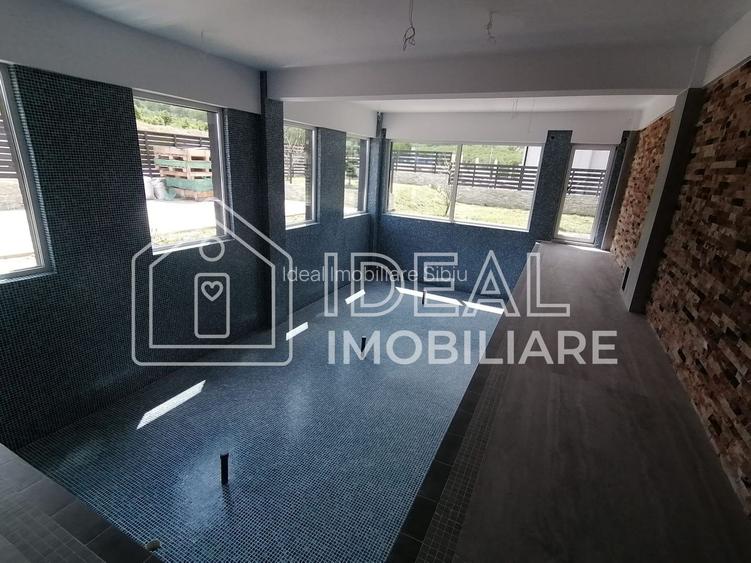 Casa  Exclusivista cu piscina si 1200 mp de teren, in Cisnadie - 10