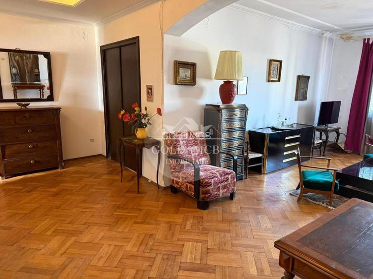 3 Camere Piata Universitatii - 6