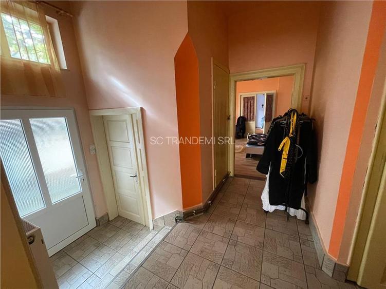 Casa singur in curte cu teren 774mp,zona Turnisor - D.D.Rosca - 8