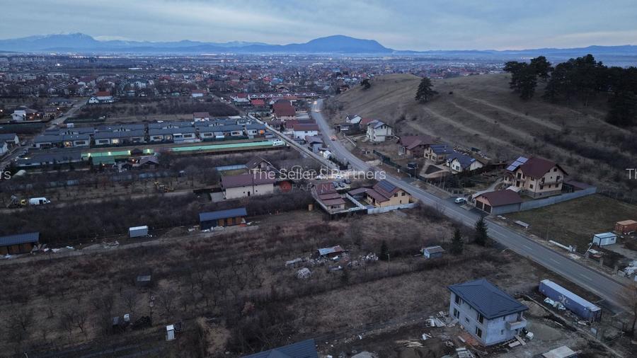 Teren intravilan - 10