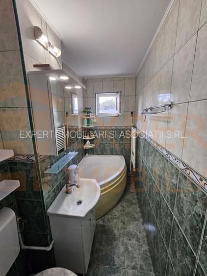 Apartament 2 camere  de vanzare in zona Boema, Constanta - 12