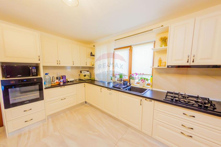 VILA DE LOCUIT/AFACERE CU TEREN GENEROS, DE VANZARE - 7