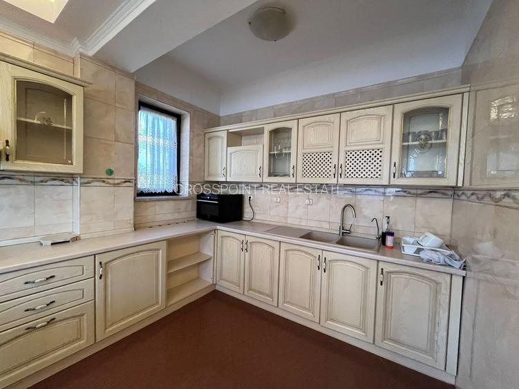 Proprietate cu Suprafețe Ample și Design Unic – Zona Herăstrău - 9