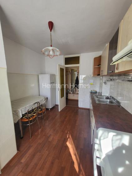 Apartament 3 camere, decomandat, 70 mp, Strand   - etaj I - 3