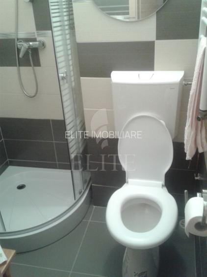 Apartament 3 camere în zona STRAZII BUCURESTI - 5