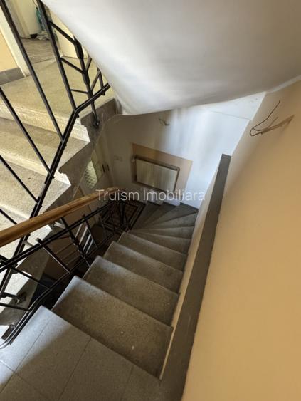 Vila solida, D+P+ Et 1 +  M, Ultracentral- Bulevard - 6