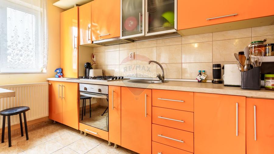 Apartament 2 camere, balcon 7 mp, parcare inclusa,  Comision 0% - 8