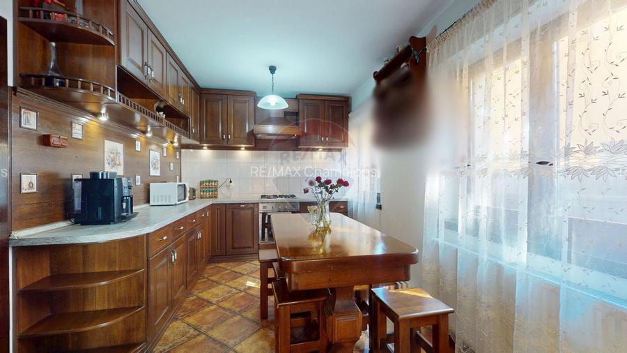 Vilă individuală solidă  | Curte amenajată| Tractorul – Brașov - 14