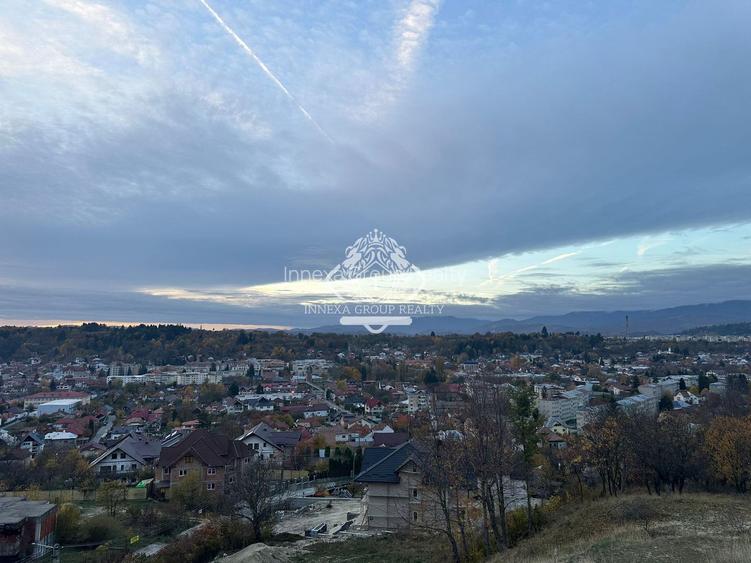 Teren 7199mp Intravilan cu Vedere Panoramica Superbă, Ideal Investitie - 2