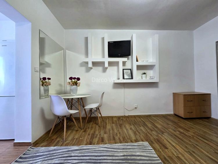 Proprietar vand garsoniera 24 mp,Timisoara Str. Polona 2, pozitie excelenta - 7