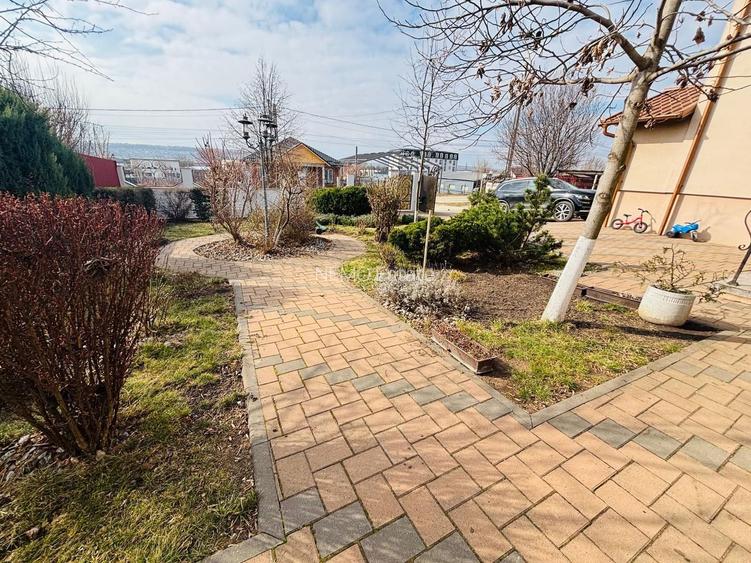 Vilă deosebită în Șcheia I 240 mp utili I teren 1000 mp I 295.000 € - 32