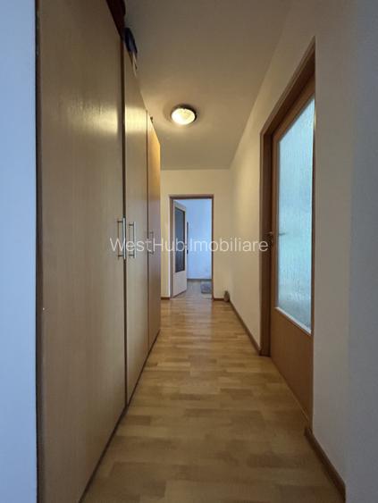 Apartament 4 camere, decomandat, 80mp utili, 2 bai - zona Dambovita  - 12