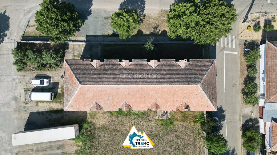 Clădire împunătoare de 540 mp pe 2 nivele în Sânnicolau Mic - 14