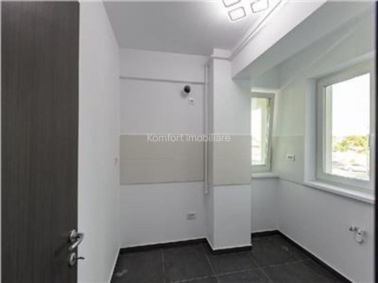 Oferta lunii aprilie ! Apartament in Bloc Nou - 5