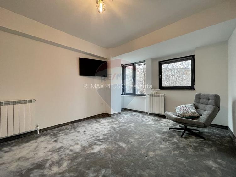 Apartament cu 3 camere de închiriat în zona Faleza Nord - 13