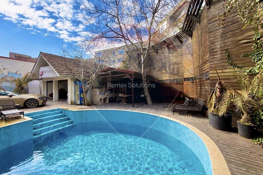 Vilă de lux cu piscină și grădină privată – reședință neoclasică - 3