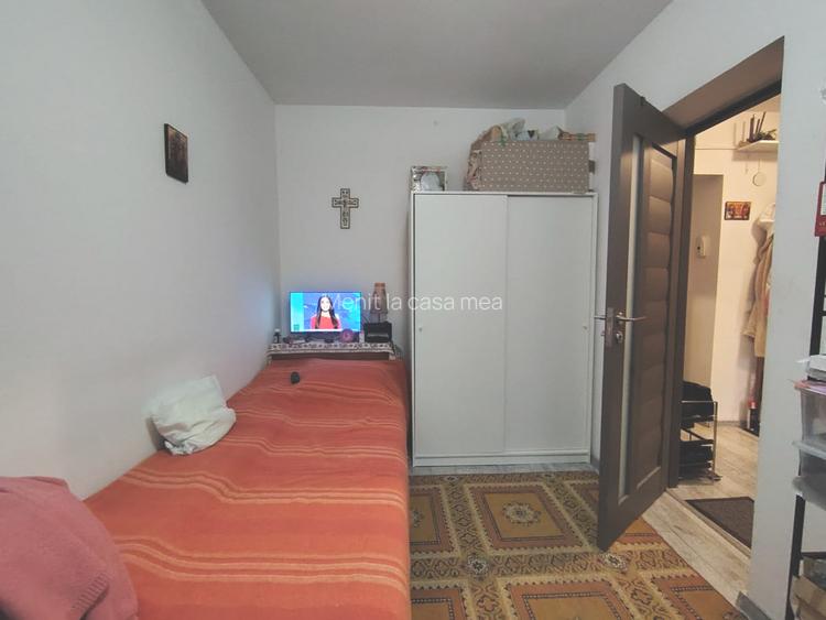 apartament semidecomandat 3 camere - 3