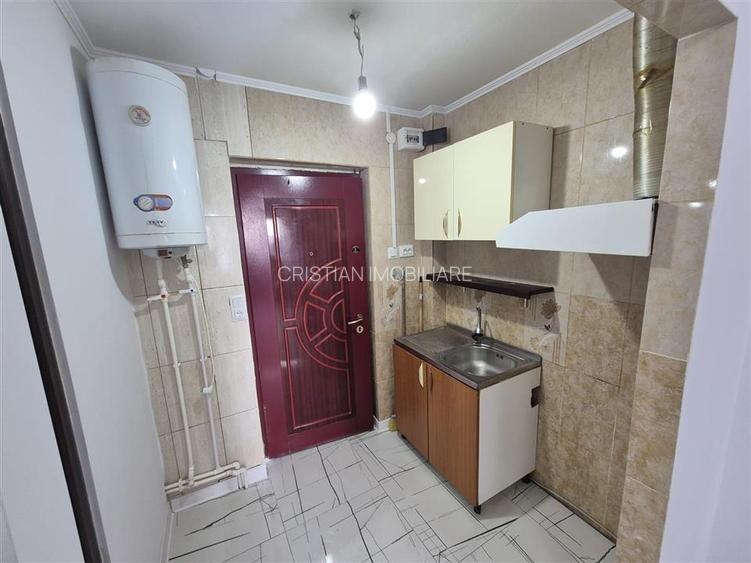 Garsoniera confort 2, etaj 3, Renovata 2026, Viziru 2 - Ciocarlia - 2