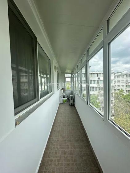 Apartament 2 camere, semidecomandat, 61 mp, ac, metrou aproape, 1 Mai - 6