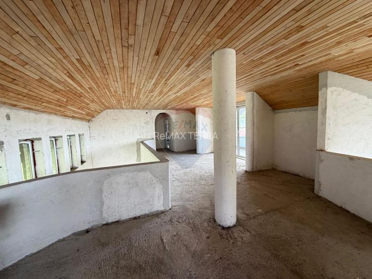 Proprietate spatioasa cu teren generos -în Buciumi /Somcuta Mare - 10