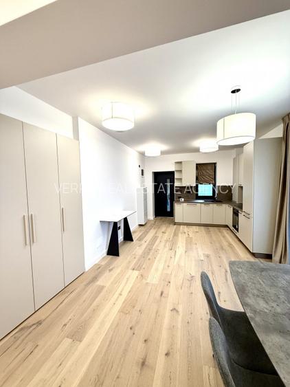 Nou! Inchiriere 3 camere cu terasa  Aviatiei  - 3