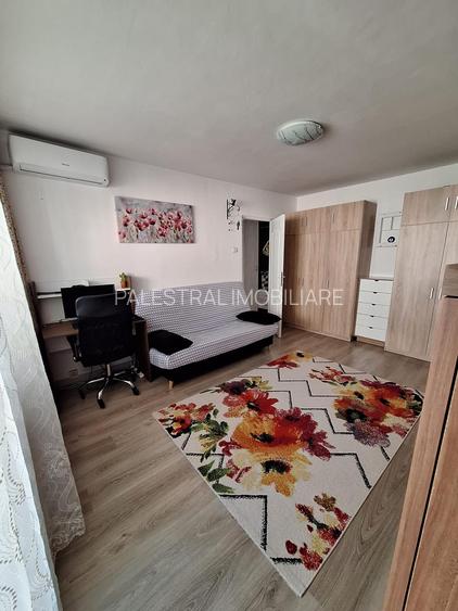 Apartament 2 camere zona Garii,renovat,parcare,99500 Euro - 3