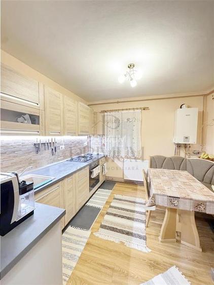 BUZIASULUI - 3 CAM - CENTRALA/AC - BLOC ANVELOPAT - 2 BAI - ETAJ 1 - 6