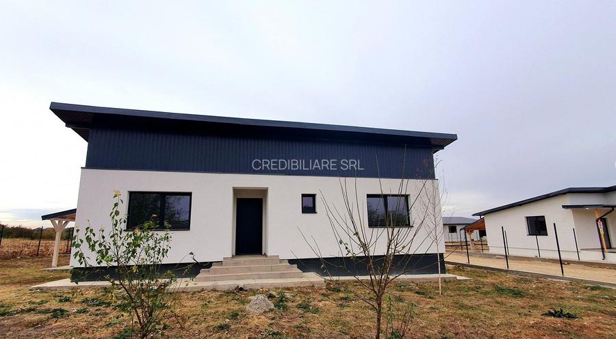 Case noi și ieftine, pe lacul Crevedia. - 2