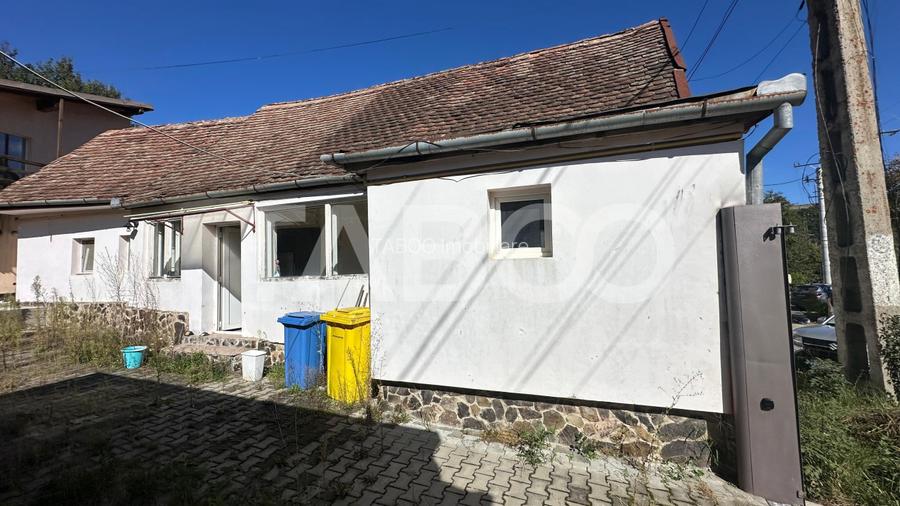 Casa COMISION 0% individuala cu 2 corpuri curte 900 mp in Cisnadioara - 11