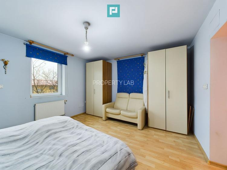 Casă situată Central în Dumbrăvița - 16