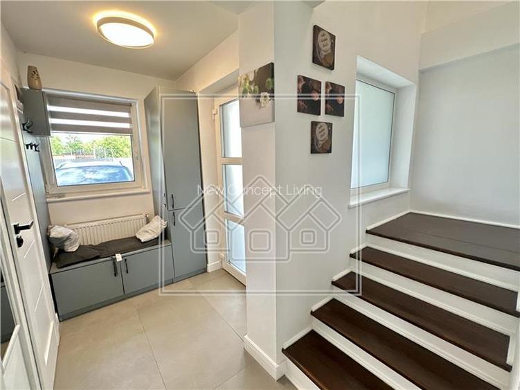 Casa de vanzare, facilitati smart, 3 camere, 2 bai, predare la cheie - 11