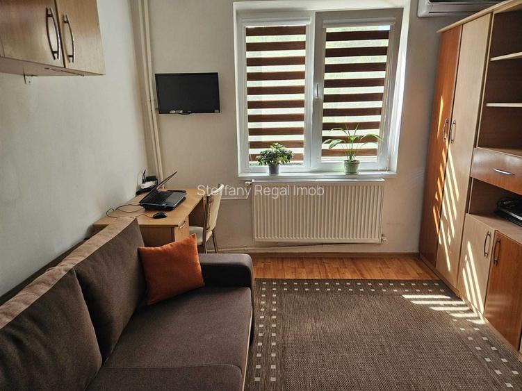 Apartament cu 3 camere de vanzare Gorjului - 4