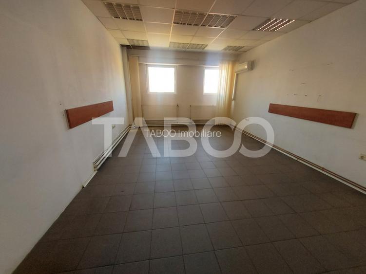 Spatiu comercial de inchiriat 6 incaperi 1300 mpu centrala zona Sibiu - 8