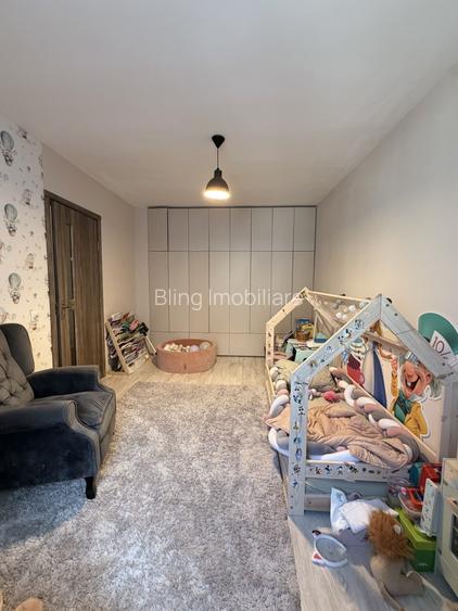 Apartament cu 3 camere,etaj intermediar, zona Vivo - 4