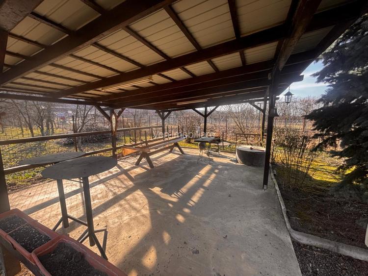 Casă spațioasă cu 3 dormitoare, două terase și două fronturi–15 km de Bistrita - 13