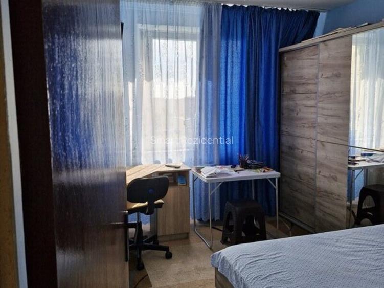 Aparatorii Patriei Apartament 3 camere Decomandat - 2