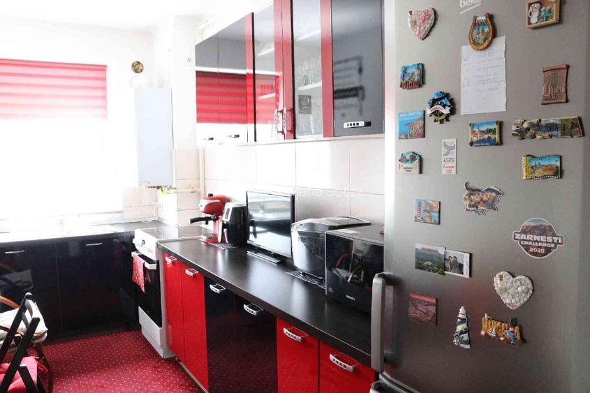 Apartament spatios,luminos si modern de vanzare! - 2