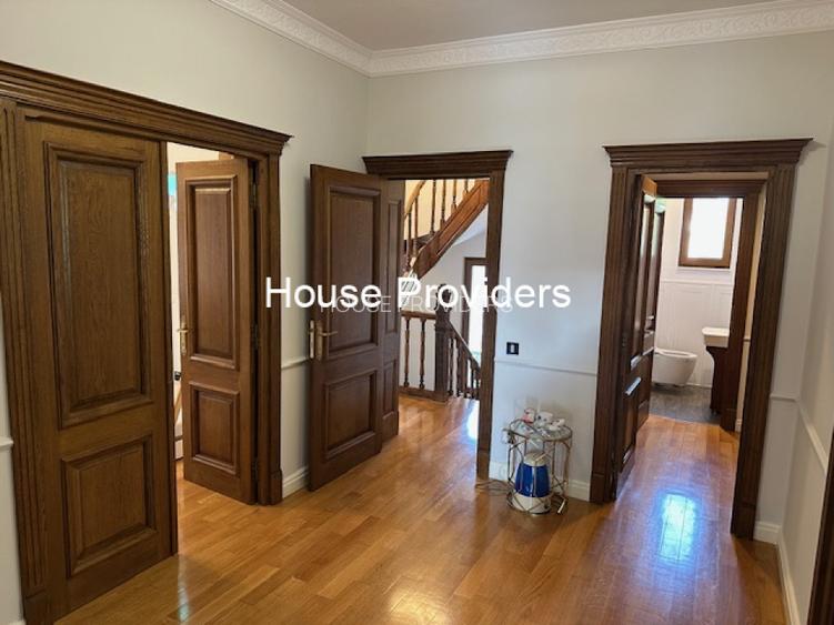 Ultracentral,vila deosebita - 12