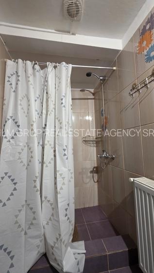 Garsoniera de inchiriat, la curte - 5